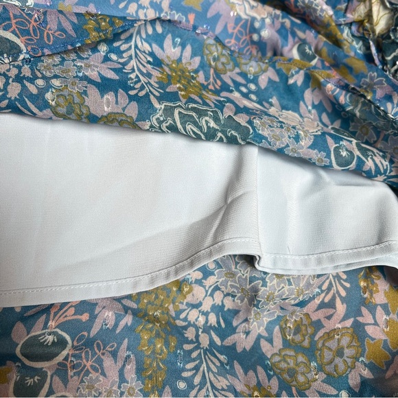 Marie Oliver Blue Floral Silk Top Size Large Sleeveless Neck Tie ruffle - Picture 7 of 10